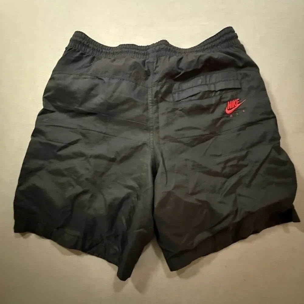 Jordan Jumpman Basketball Shorts Black Red Athletic Gym Mens M 32X7 Drawstrings.